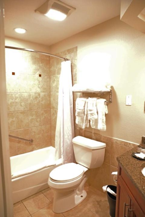 Unit At The Sheraton Broadway Plantation Миртъл Бийч Екстериор снимка